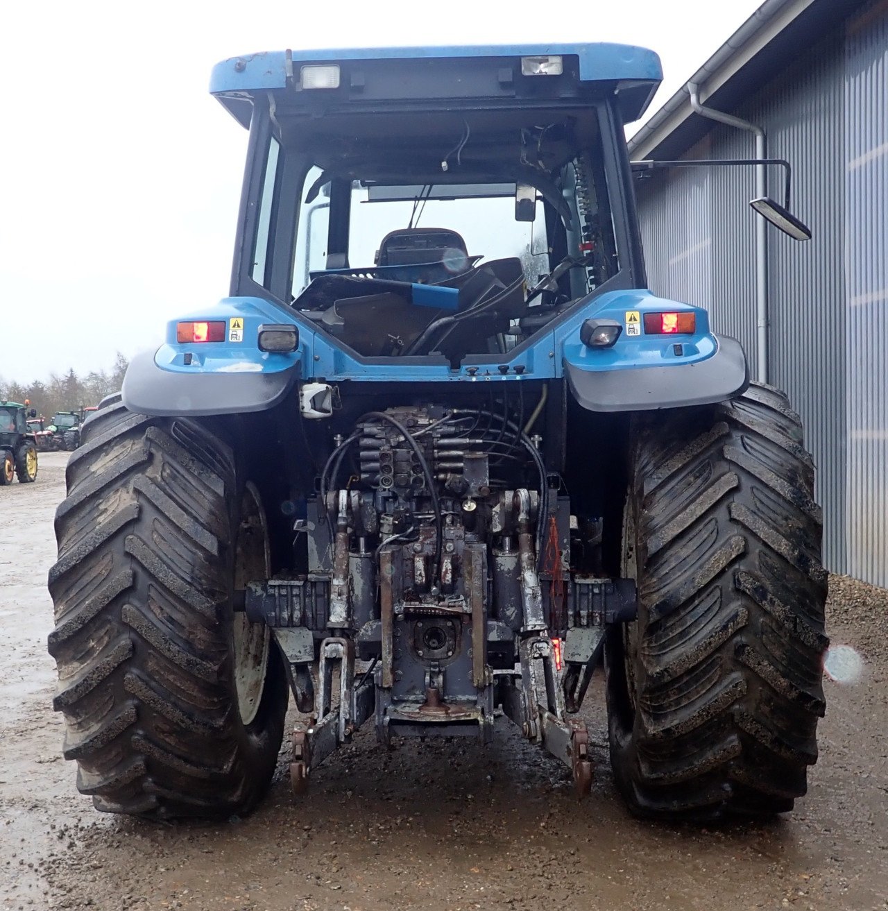 Traktor of the type New Holland 8670, Gebrauchtmaschine in Viborg (Picture 3)