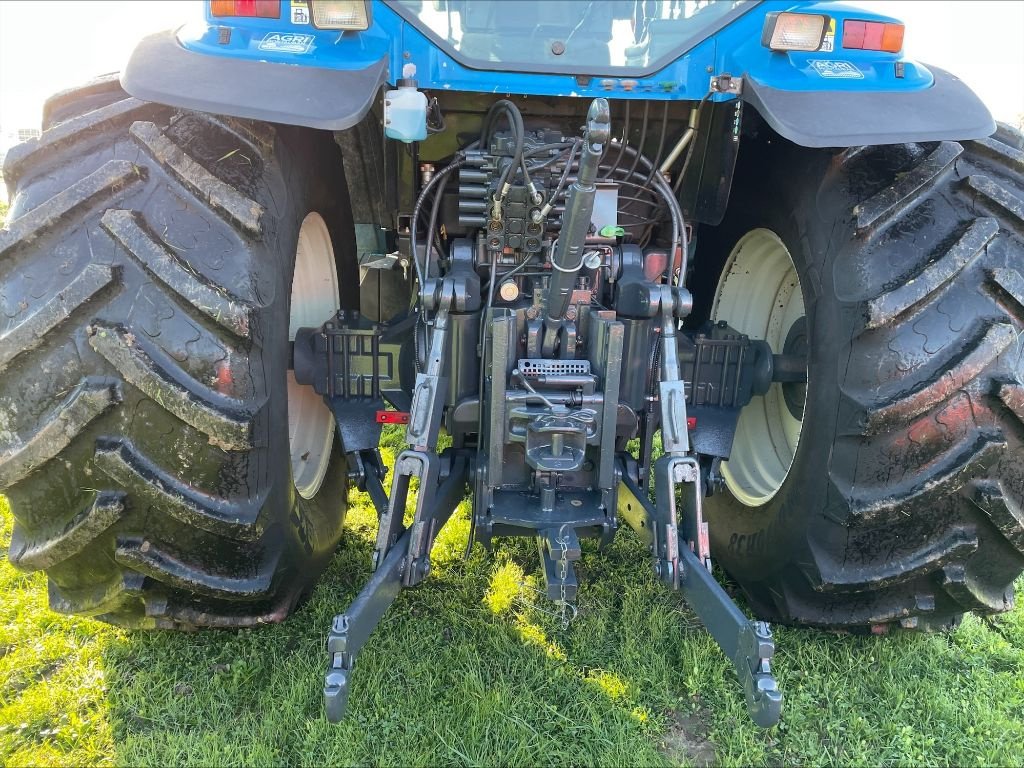 Traktor van het type New Holland 8970, Gebrauchtmaschine in Montauban (Foto 9)