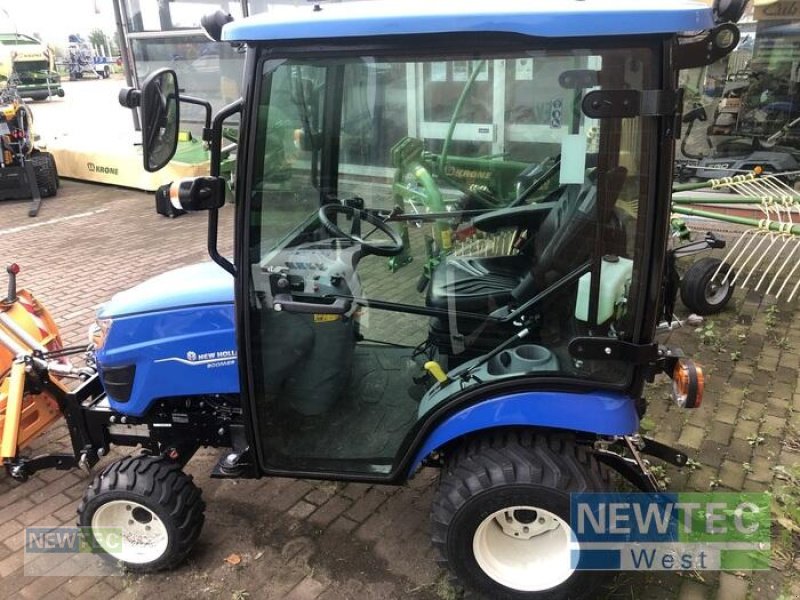 Traktor des Typs New Holland BOOMER 25 COMPACT, Neumaschine in Coppenbrügge (Bild 3)