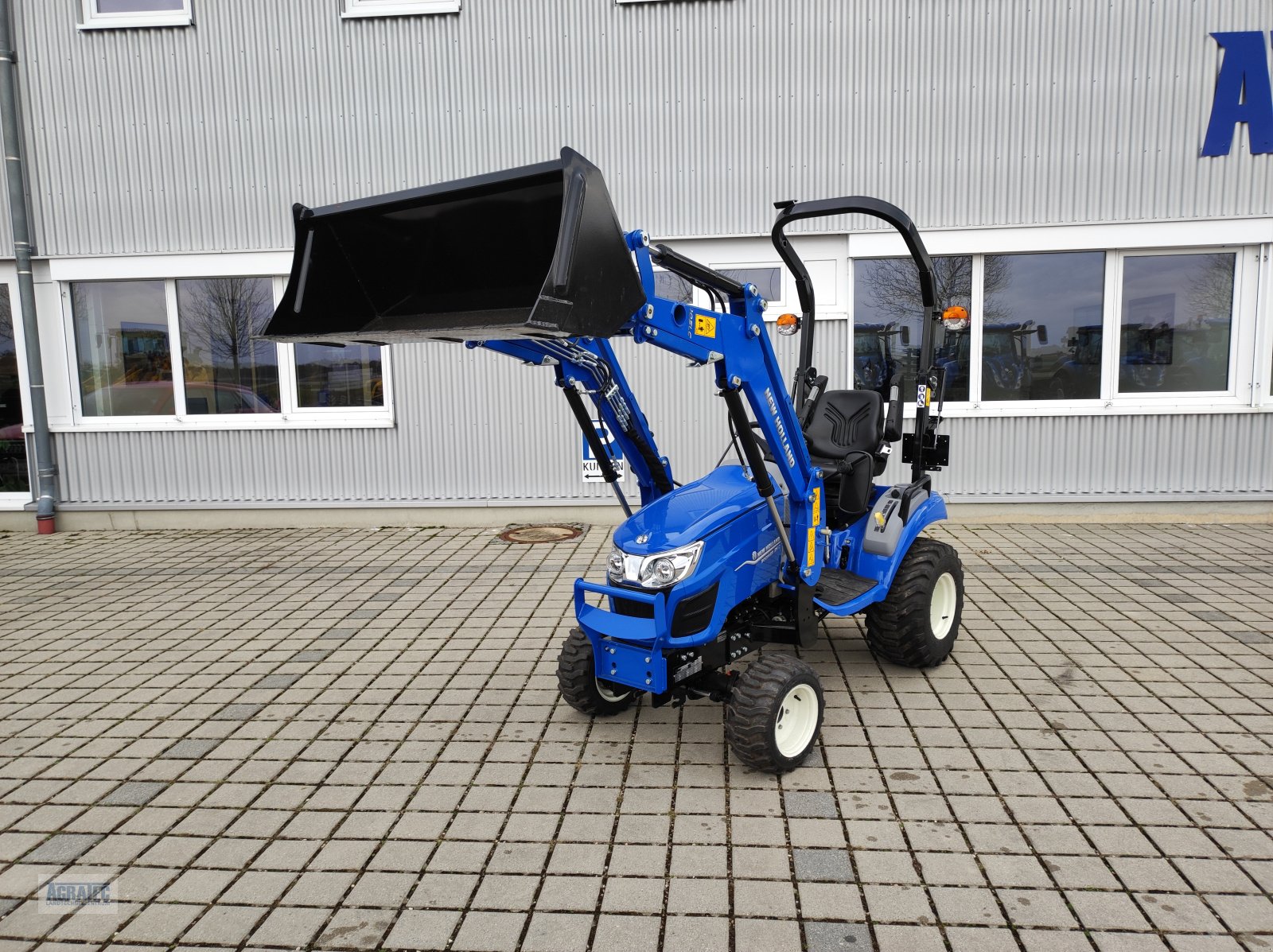 Traktor a típus New Holland Boomer 25 Compakt, Neumaschine ekkor: Salching bei Straubing (Kép 3)