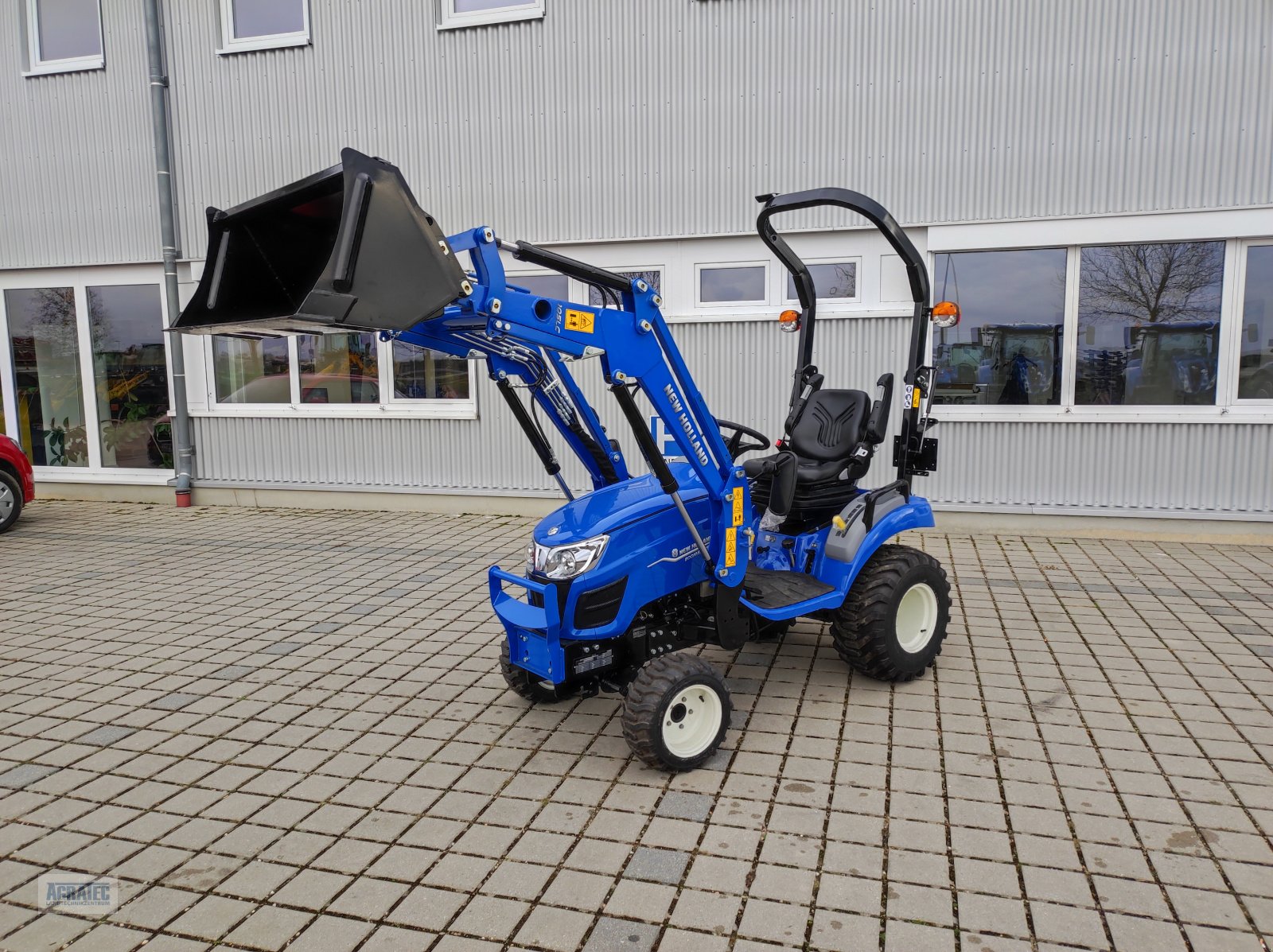 Traktor του τύπου New Holland Boomer 25 Compakt, Neumaschine σε Salching bei Straubing (Φωτογραφία 1)