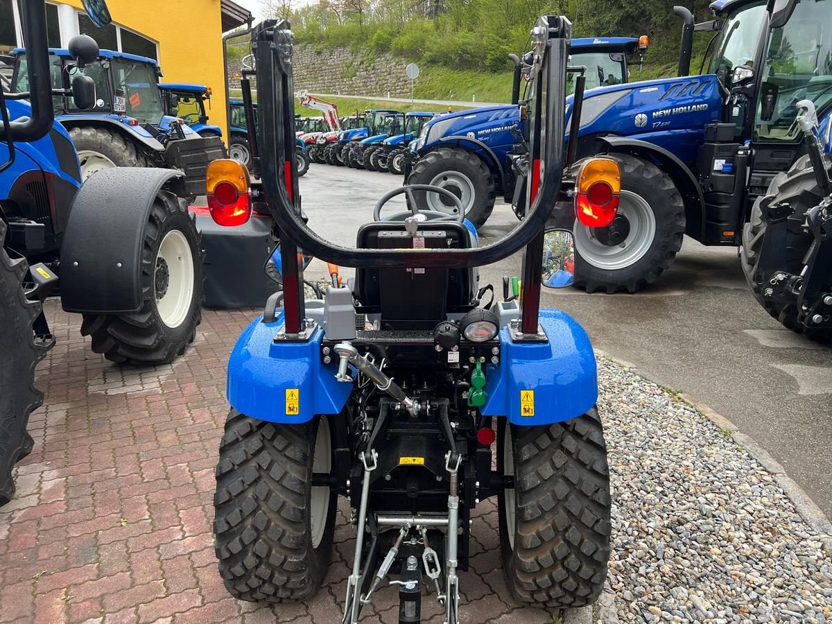 Traktor del tipo New Holland Boomer 25, Neumaschine In Burgkirchen (Immagine 3)