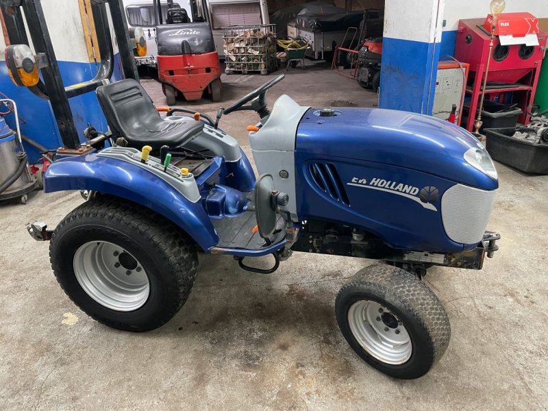 Traktor van het type New Holland Boomer 25, Gebrauchtmaschine in Nieuw Roden (Foto 1)