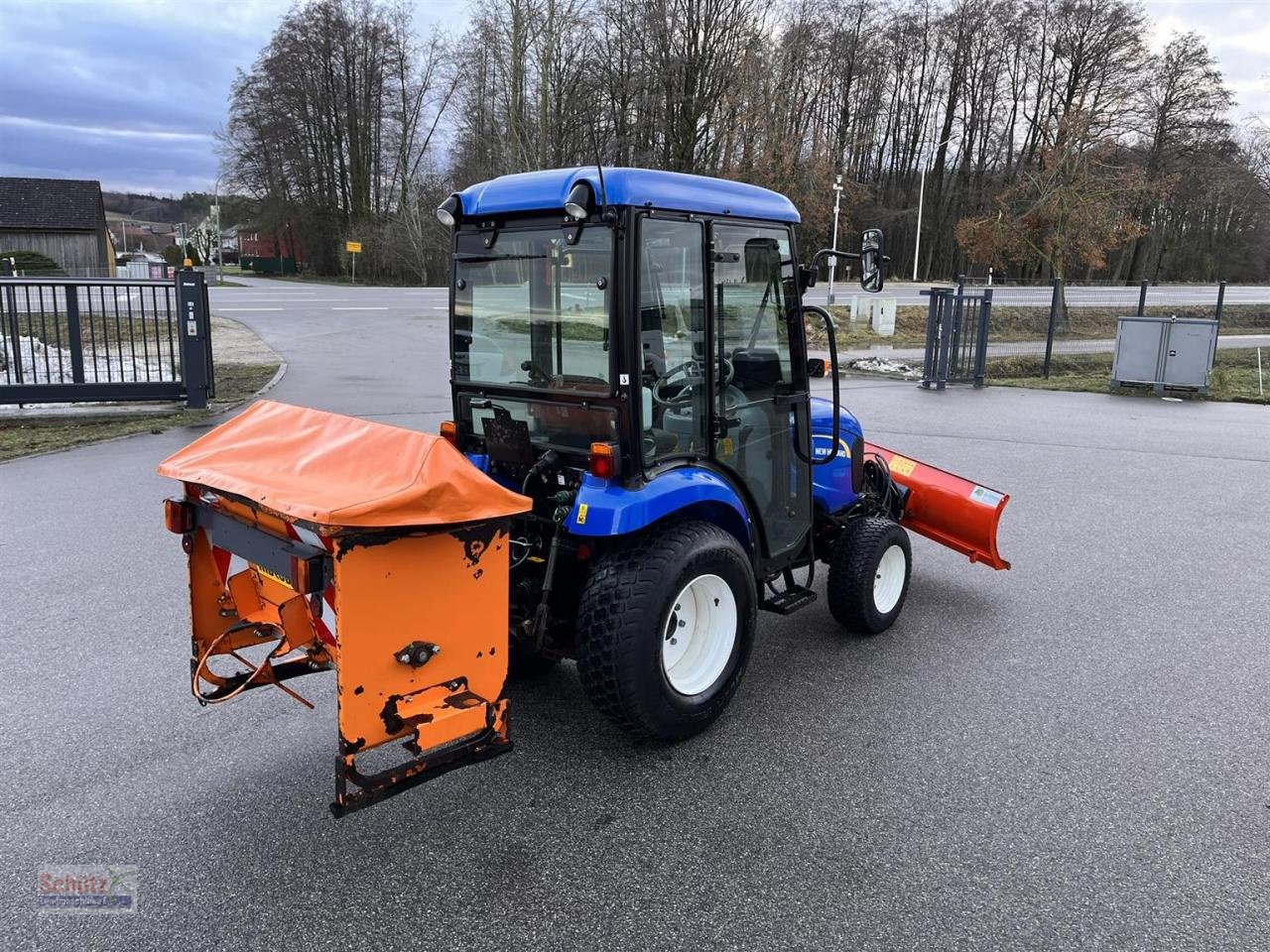 Traktor van het type New Holland Boomer 25, Gebrauchtmaschine in Schierling (Foto 8)