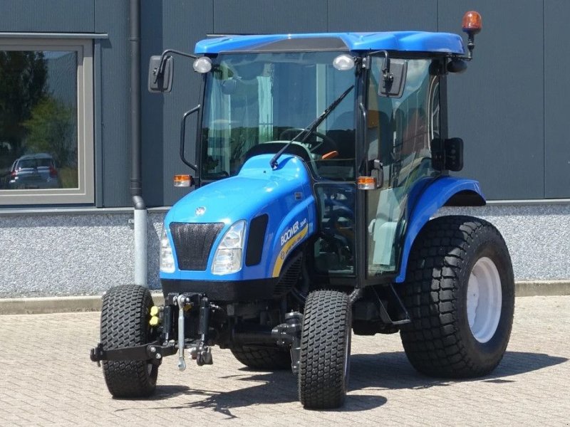 Traktor tip New Holland Boomer 3040 4wd CVT / Full Options / 05577 Draaiuren, Gebrauchtmaschine in Swifterband