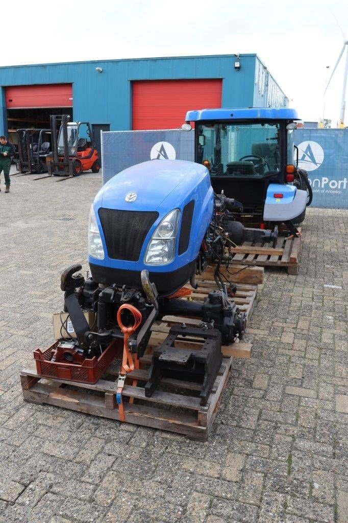 Traktor Türe ait New Holland Boomer 3050, Gebrauchtmaschine içinde Antwerpen (resim 7)