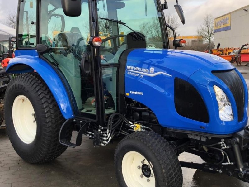 Traktor of the type New Holland BOOMER 35 CAB STG.V, Gebrauchtmaschine in Hadsten (Picture 1)