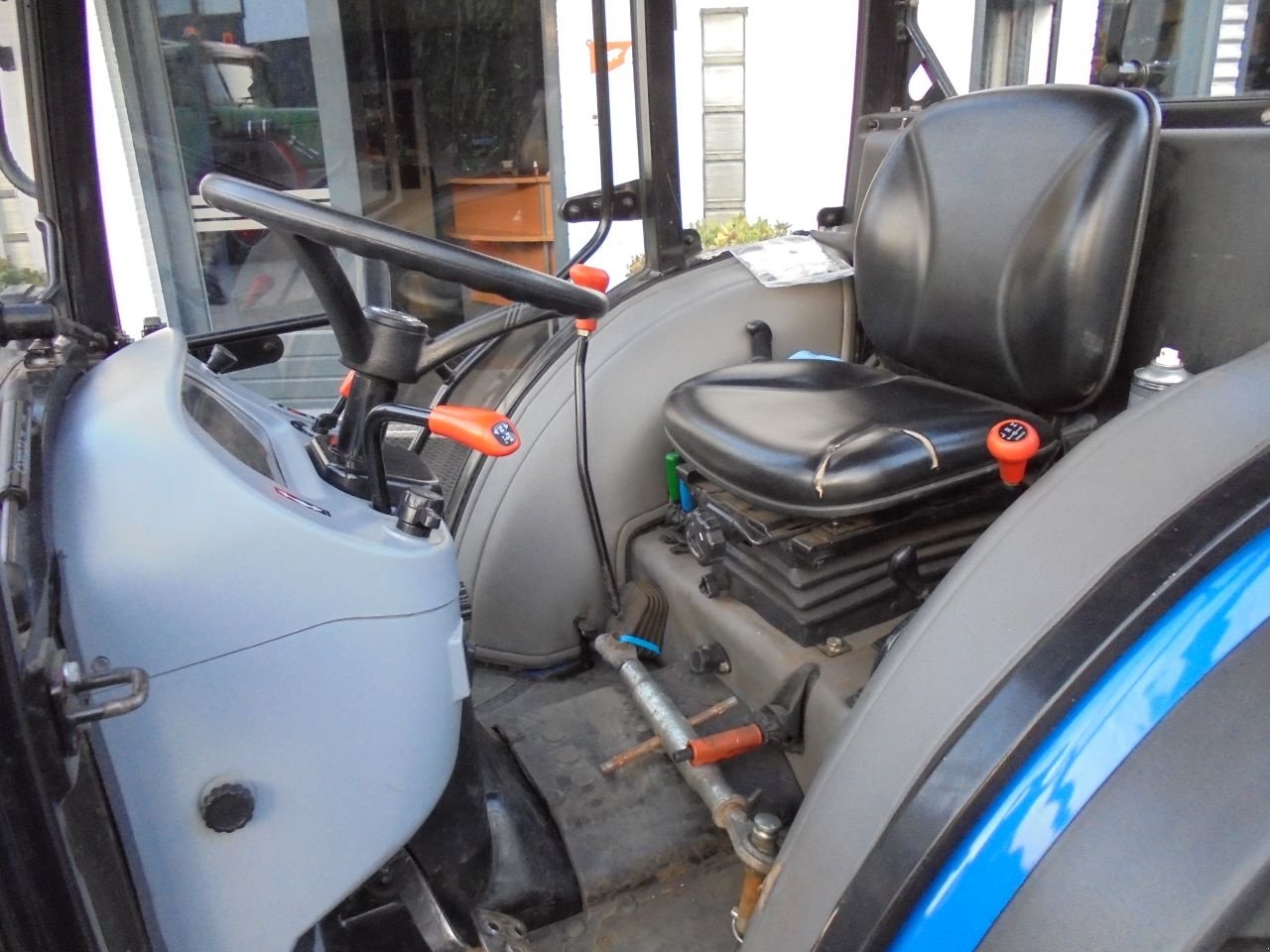 Traktor tip New Holland boomer 35, Gebrauchtmaschine in Hedel (Poză 4)