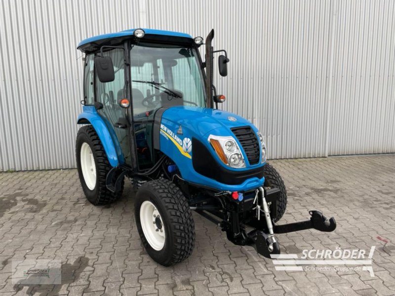 Traktor van het type New Holland BOOMER 50, Gebrauchtmaschine in Wildeshausen