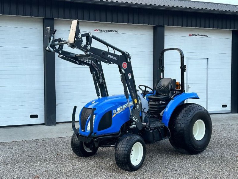 Traktor of the type New Holland BOOMER 55, Gebrauchtmaschine in Linde (dr) (Picture 2)