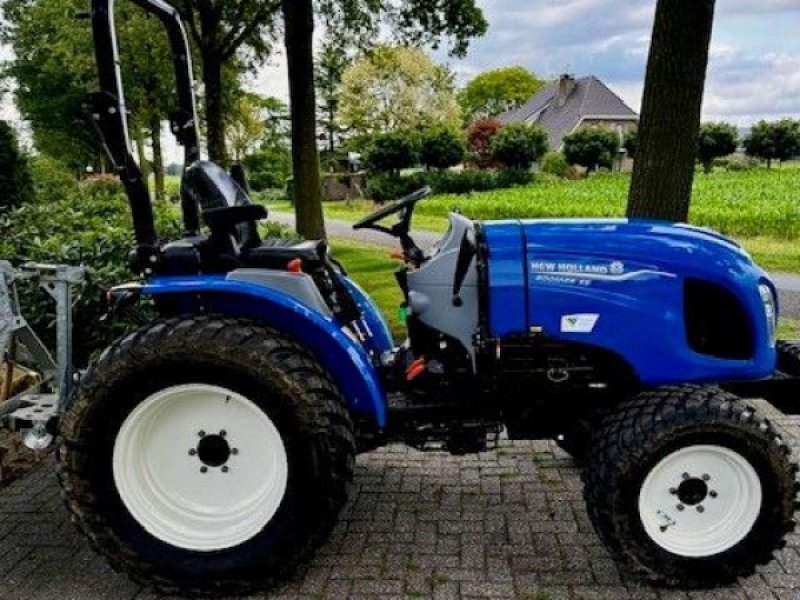 Traktor of the type New Holland Boomer Boomer 55 hydro, Gebrauchtmaschine in Wierden