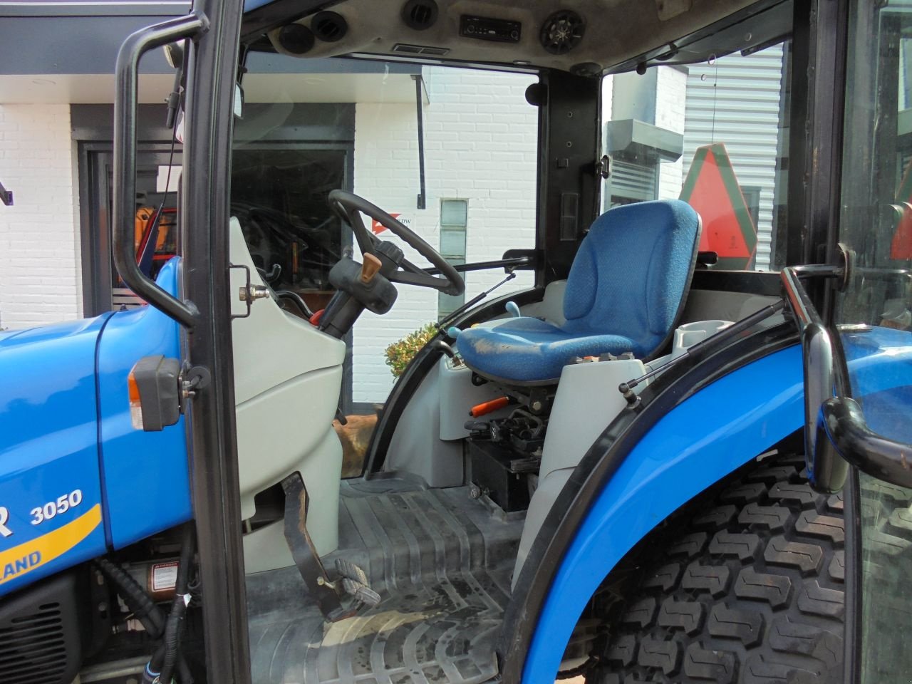 Traktor typu New Holland boomer easy drive 3050, Gebrauchtmaschine w Hedel (Zdjęcie 3)