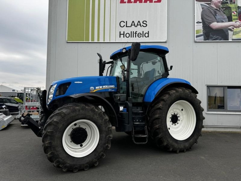 Traktor of the type New Holland GEBR. TRAKTOR NEW HOLLAND T7.2, Gebrauchtmaschine in Hollfeld (Picture 1)