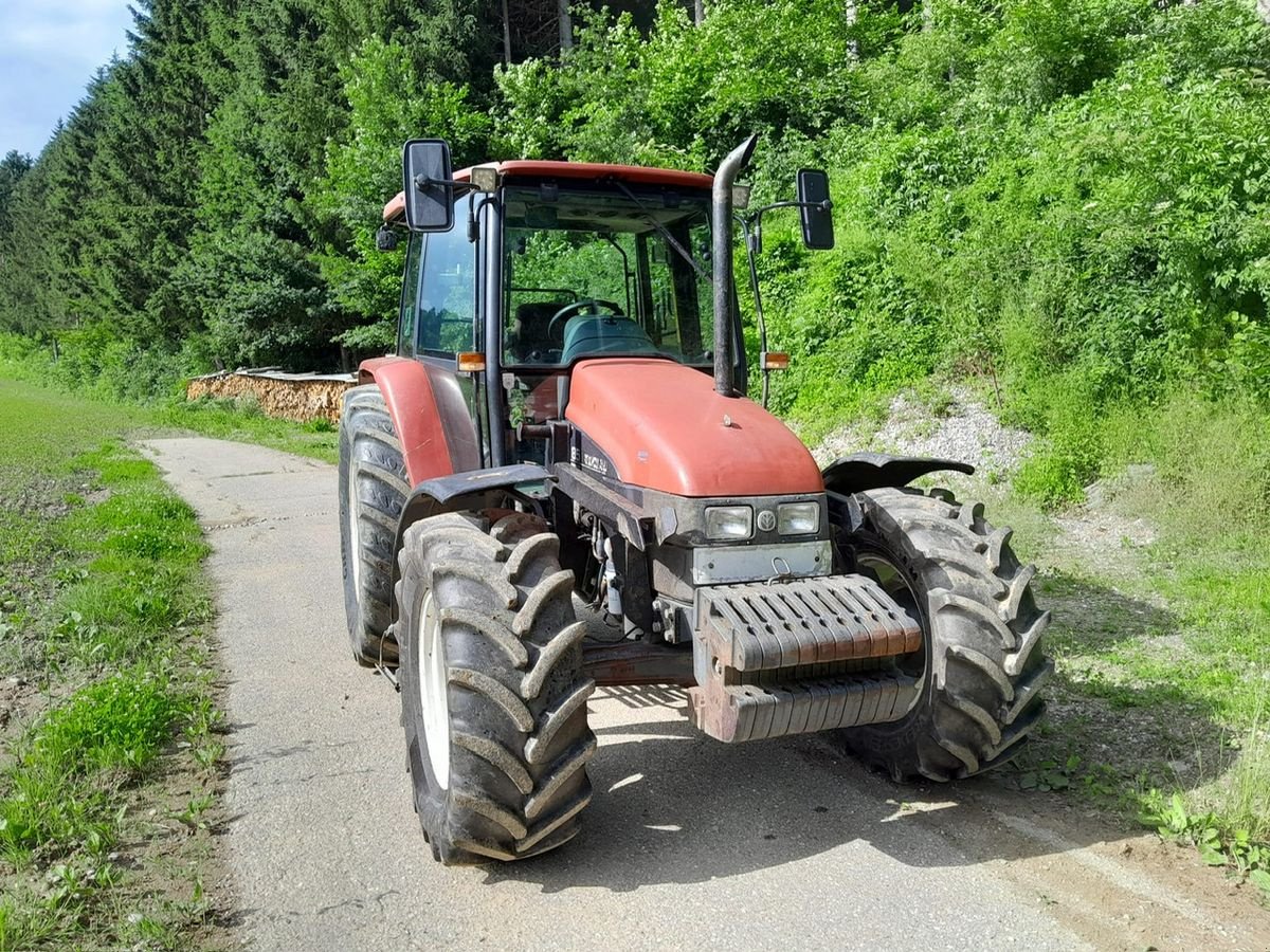 Traktor des Typs New Holland L 85 DT / 6635 De Luxe, Gebrauchtmaschine in Burgkirchen (Bild 2)