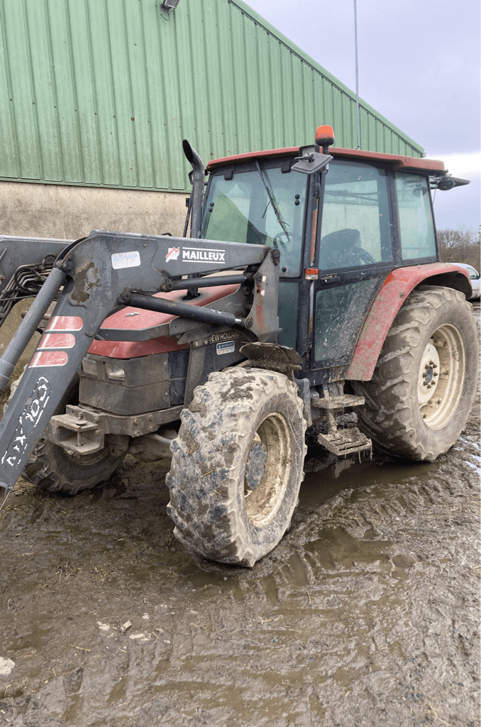 Traktor des Typs New Holland L 95, Gebrauchtmaschine in TREMEUR (Bild 1)