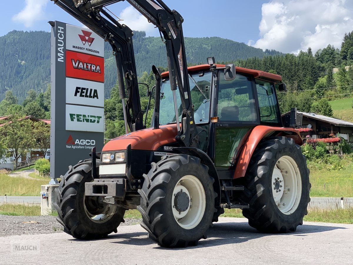 Traktor van het type New Holland L65, Gebrauchtmaschine in Eben (Foto 1)