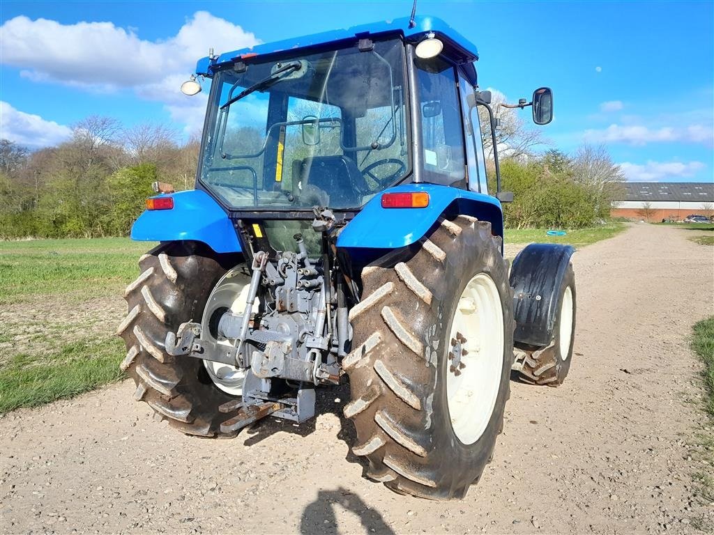 Traktor du type New Holland L85 Fa timer, Gebrauchtmaschine en Skive (Photo 4)