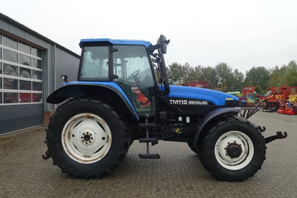 Traktor des Typs New Holland Landbouwtrekker TM 115, Gebrauchtmaschine in Groningen (Bild 4)