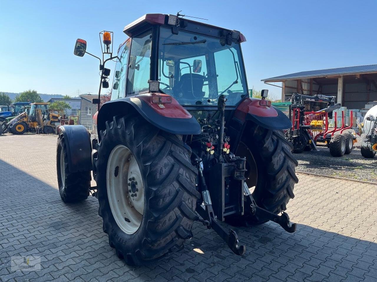 Traktor van het type New Holland M 100, Gebrauchtmaschine in Neuhof - Dorfborn (Foto 4)