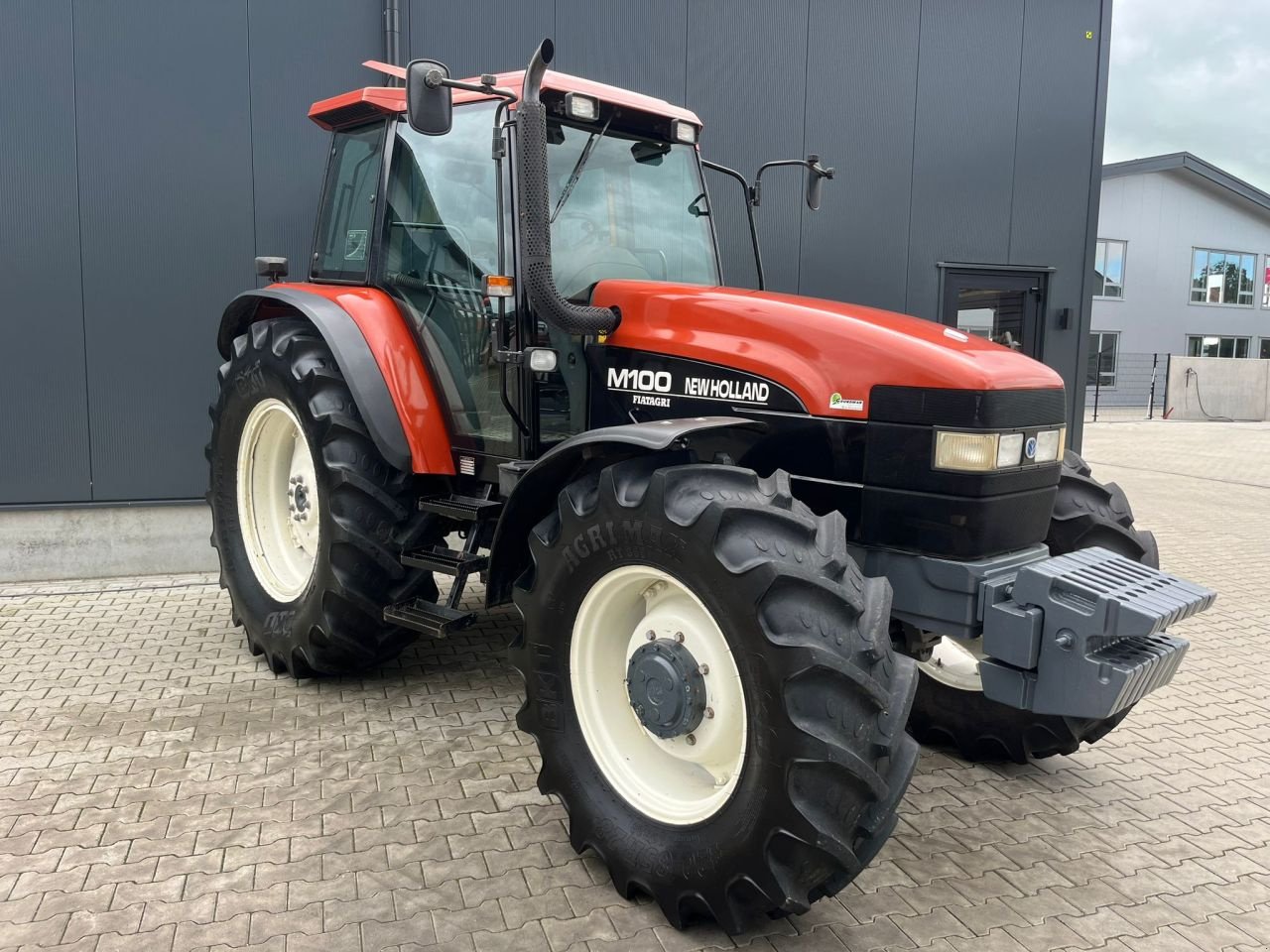 Traktor a típus New Holland M100, Gebrauchtmaschine ekkor: Daarle (Kép 4)