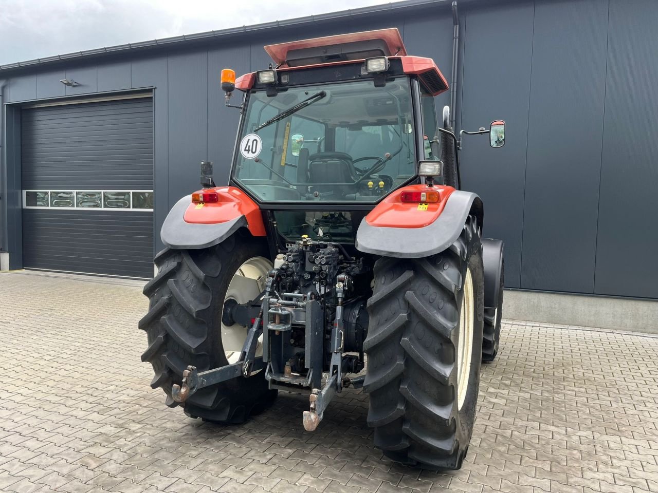 Traktor typu New Holland M100, Gebrauchtmaschine w Daarle (Zdjęcie 5)