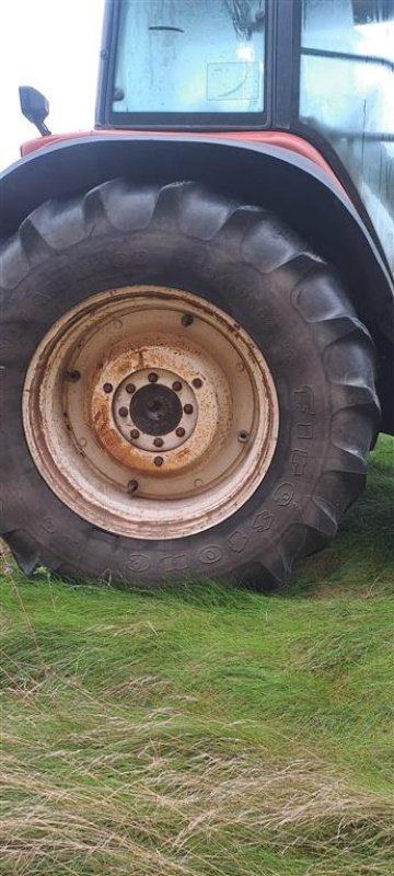 Traktor of the type New Holland M135 8700 timer, Gebrauchtmaschine in Rødekro (Picture 3)