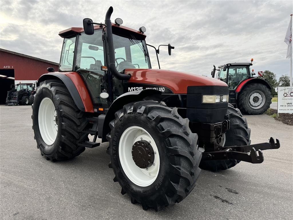 Traktor typu New Holland M135 EKSTREM FLOT!, Gebrauchtmaschine w Nørager (Zdjęcie 7)