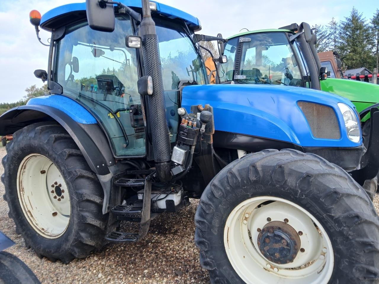 Traktor van het type New Holland Sonstiges, Gebrauchtmaschine in Give (Foto 5)