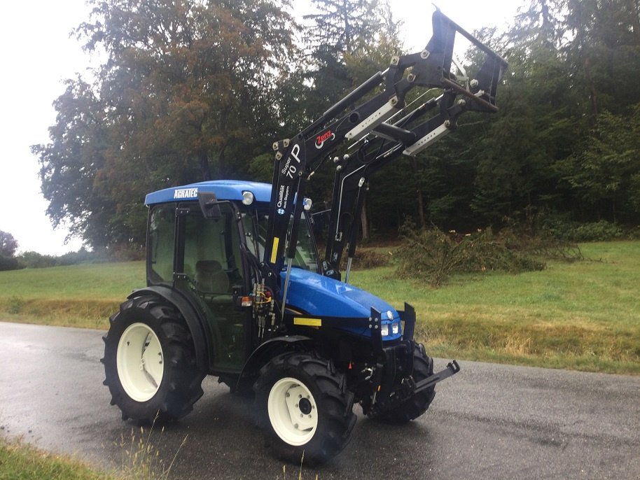 Traktor tip New Holland T 3030, Gebrauchtmaschine in Fürsteneck (Poză 7)