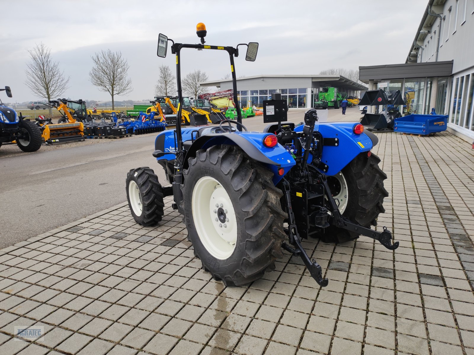 Traktor του τύπου New Holland T 3.60 LP, Neumaschine σε Salching bei Straubing (Φωτογραφία 7)