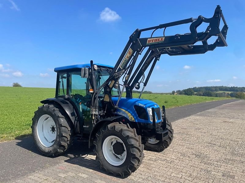 Traktor del tipo New Holland T 4030 mit Frontlader, Gebrauchtmaschine en Steinau  (Imagen 2)