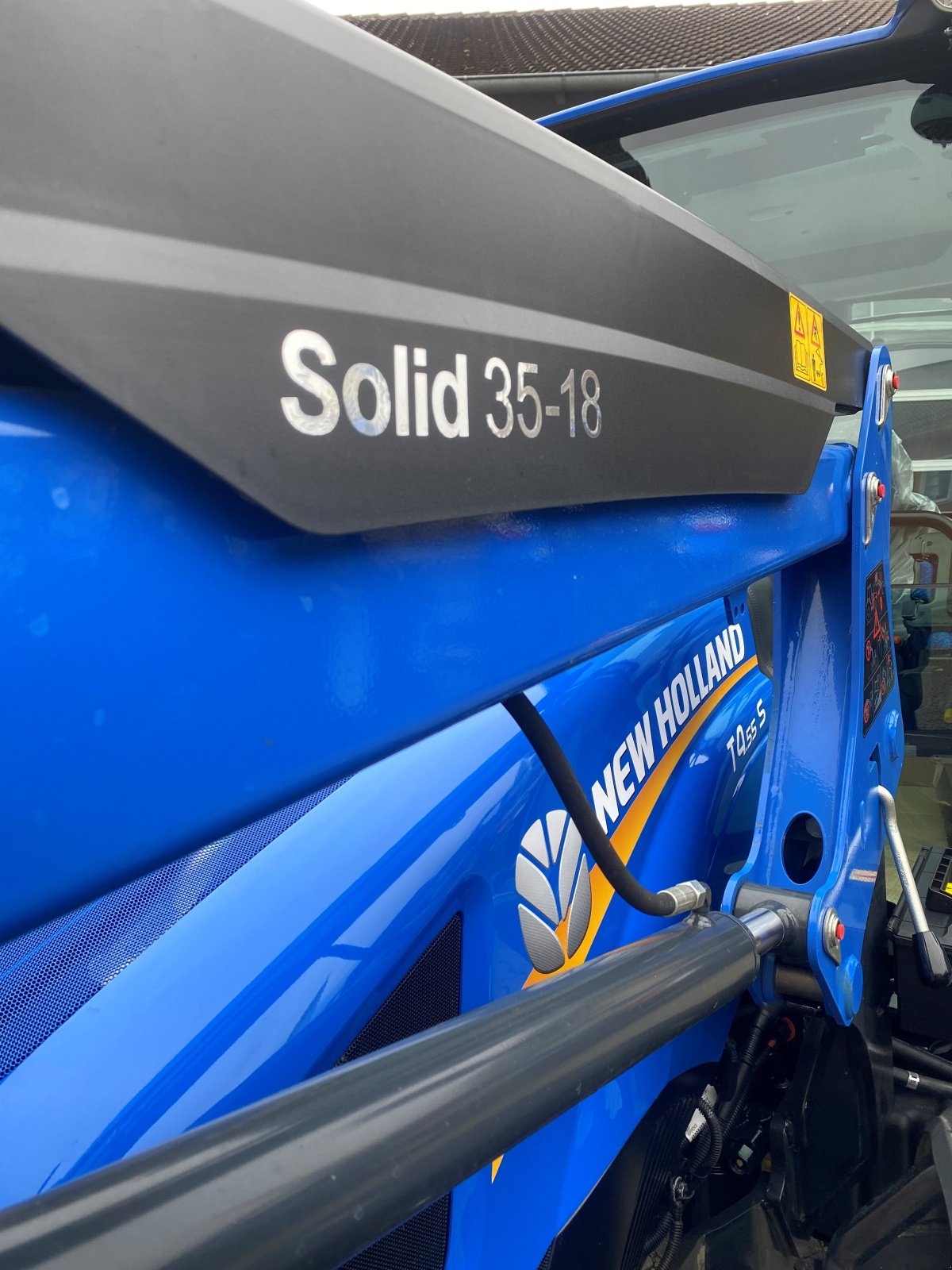 Traktor Türe ait New Holland T 4.55 S, Neumaschine içinde Schwabach (resim 9)