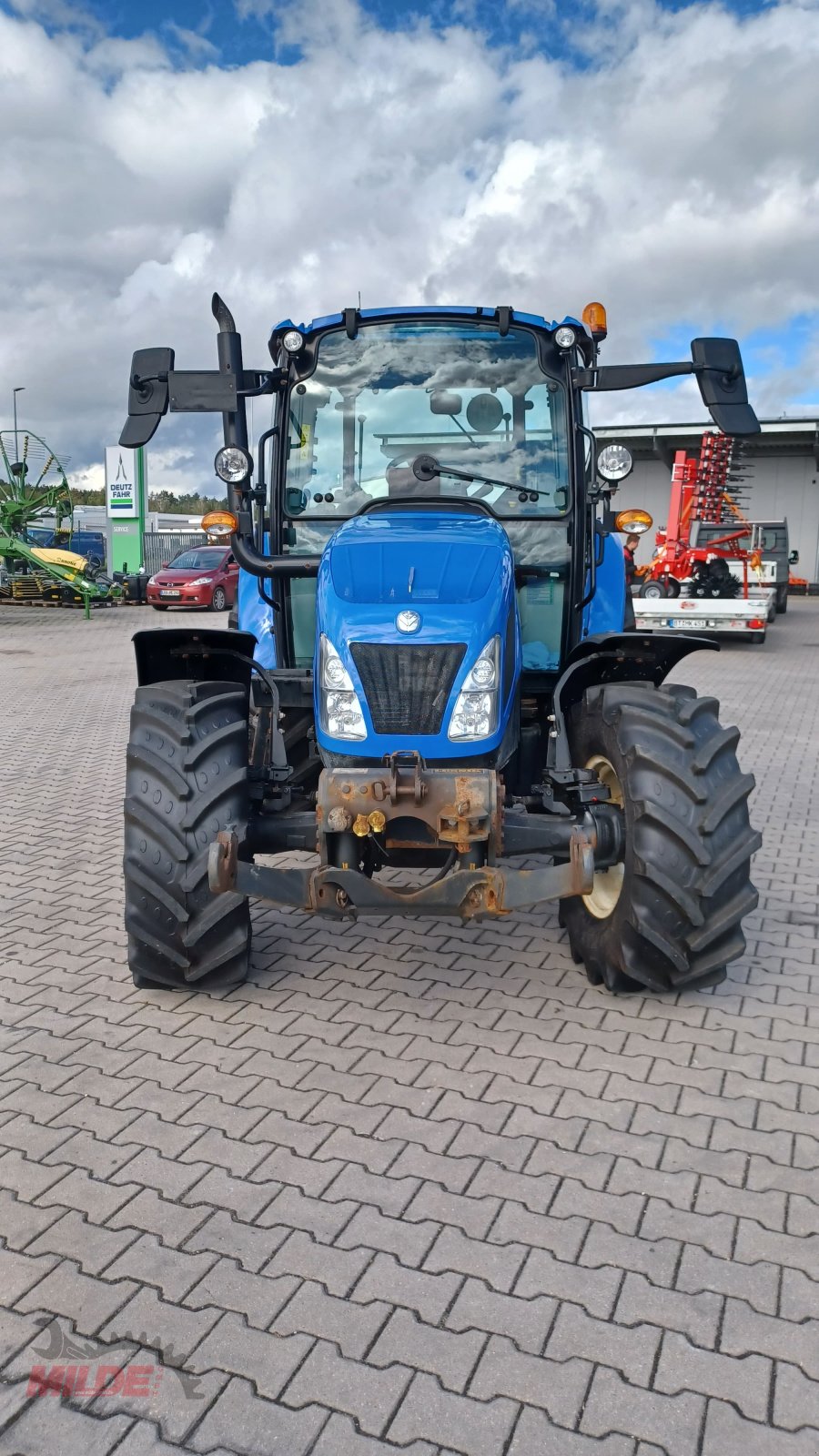 Traktor Türe ait New Holland T 4.55, Gebrauchtmaschine içinde Creußen (resim 3)