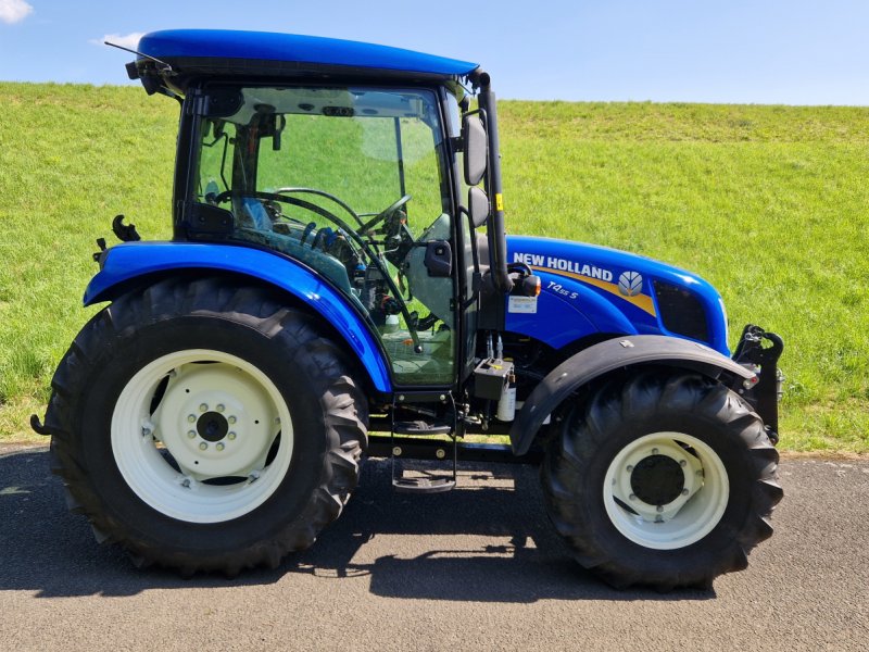 Traktor Türe ait New Holland T 4.55, Gebrauchtmaschine içinde Hohenahr (resim 1)