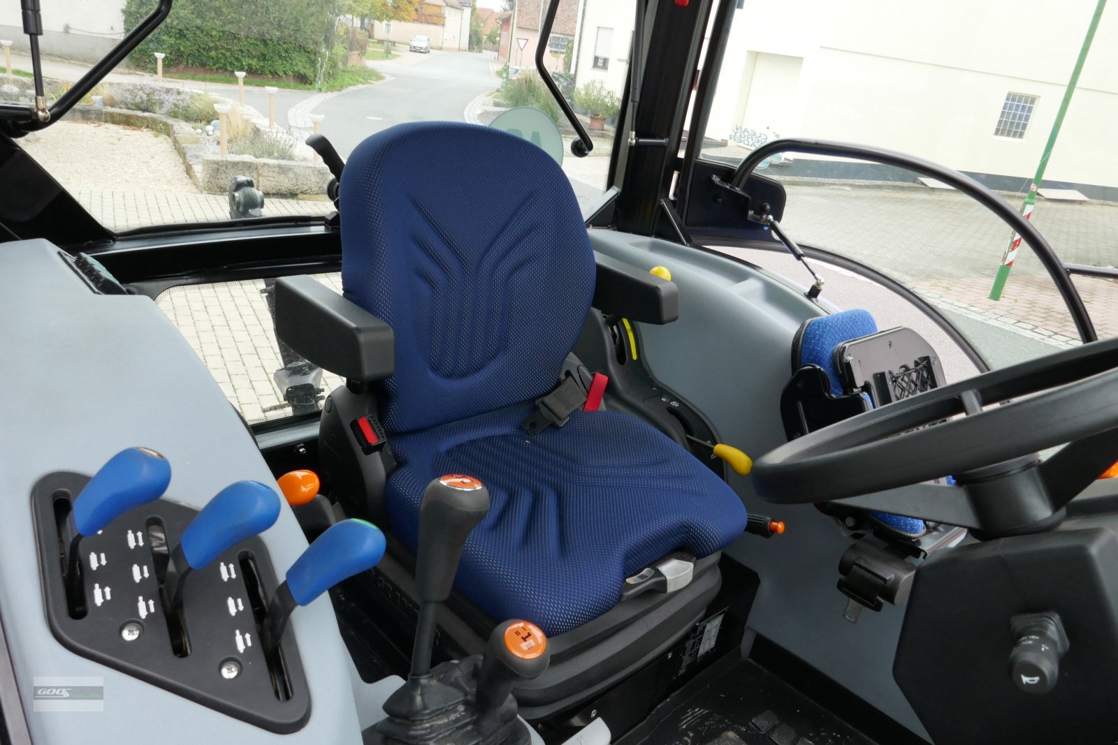 Traktor del tipo New Holland T 4.55S "Wie NEU" Bj.'21. Erst 150 Std. Mit Klima, Gebrauchtmaschine In Langenzenn (Immagine 10)