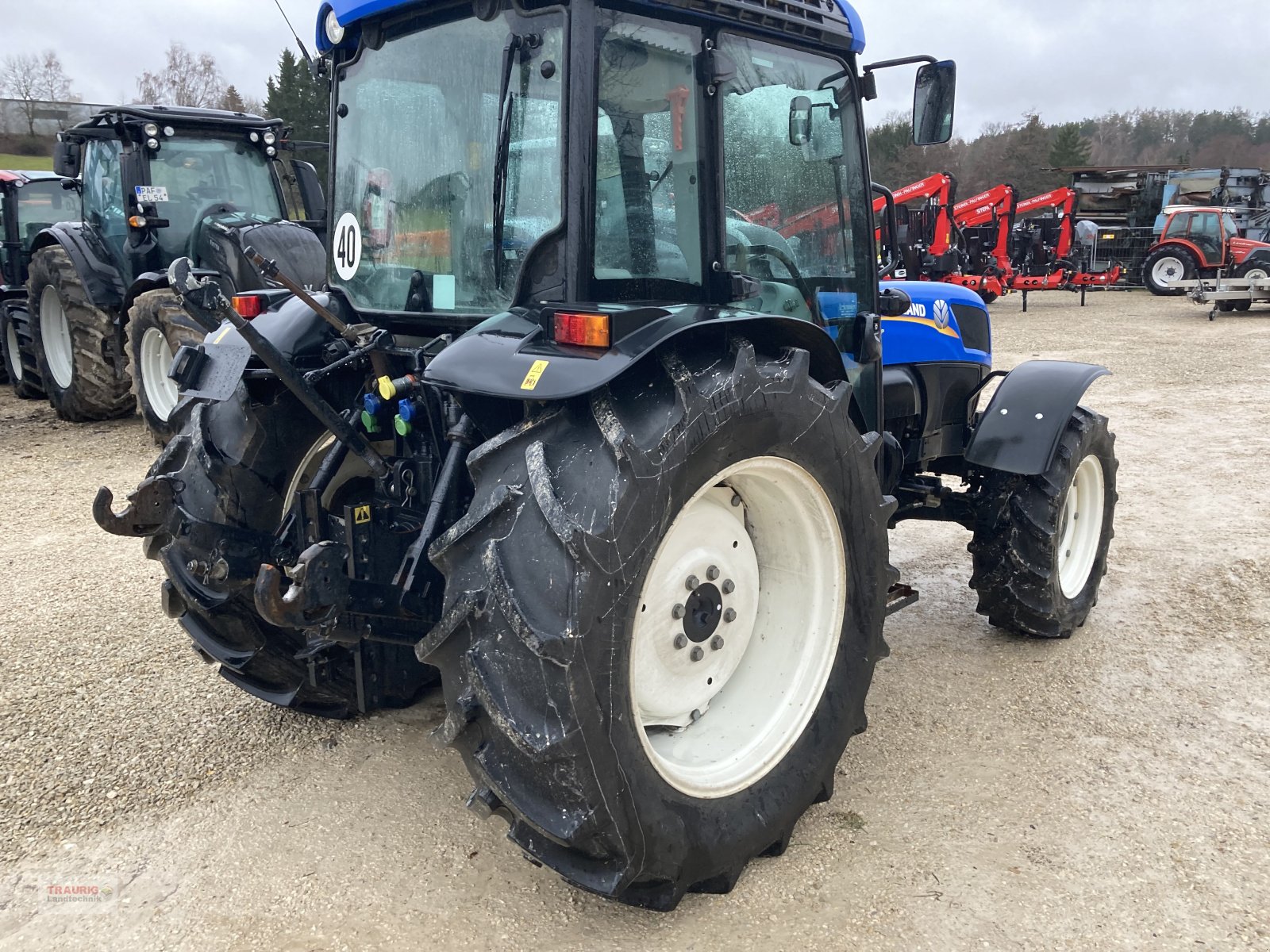 Traktor от тип New Holland T 4.75 LP, Gebrauchtmaschine в Mainburg/Wambach (Снимка 17)