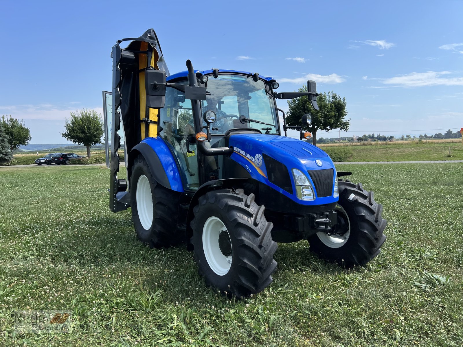 Traktor typu New Holland T 4.75, Neumaschine w Bad Waldsee Mennisweiler (Zdjęcie 4)