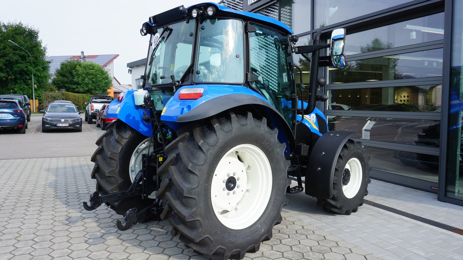 Traktor typu New Holland T 4.75, Neumaschine v Rötz (Obrázek 15)