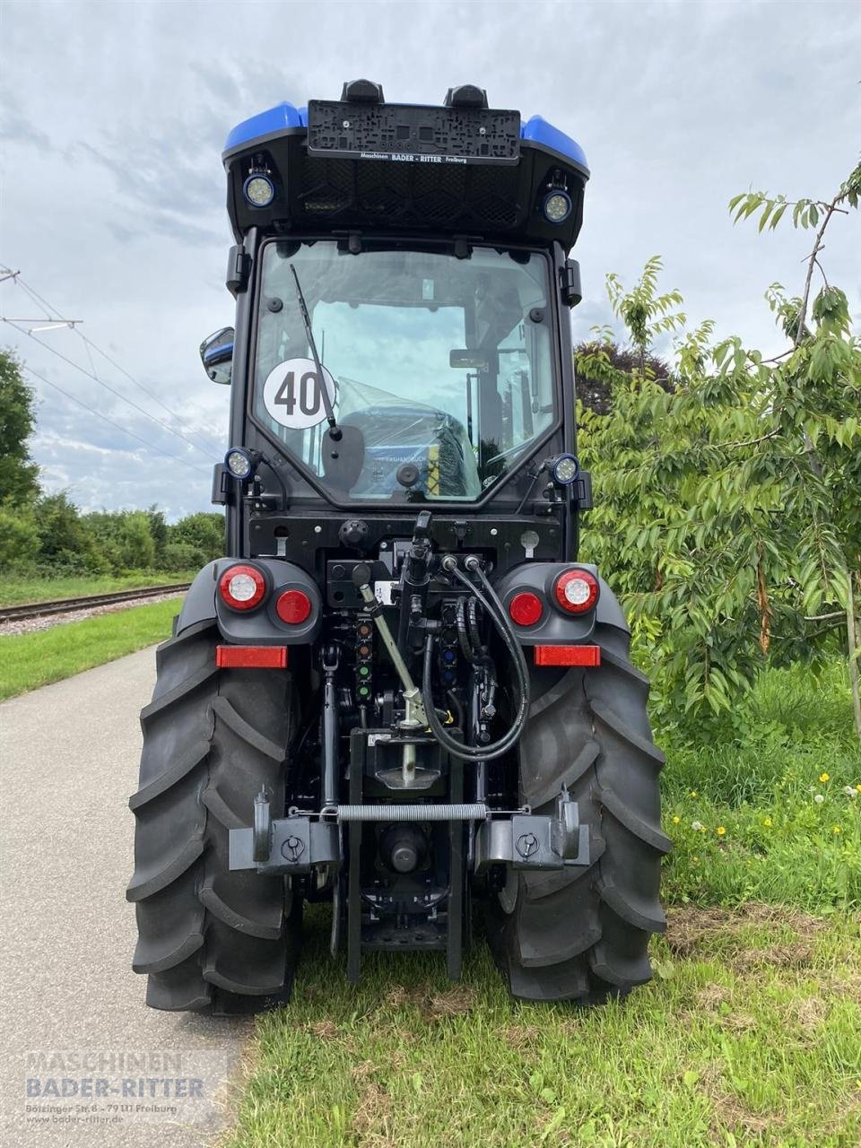 Traktor typu New Holland T 4.80 v CAB STAGE V, Neumaschine w Freiburg (Zdjęcie 5)