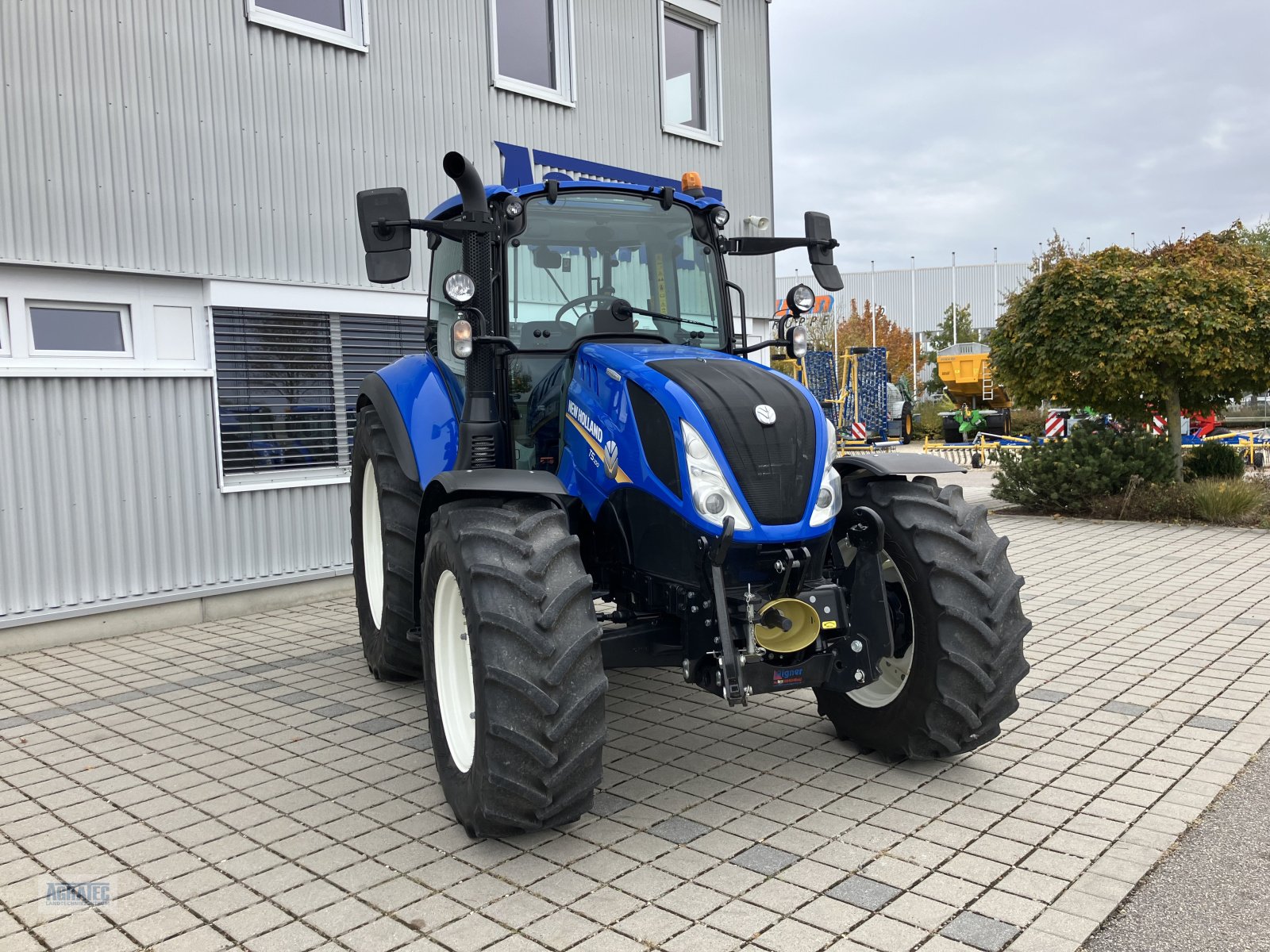 Traktor typu New Holland T 5.100 ElectroCommand, Gebrauchtmaschine v Salching bei Straubing (Obrázek 4)