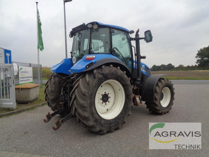 Traktor of the type New Holland T 5.105 DUAL COMMAND, Gebrauchtmaschine in Nartum (Picture 5)