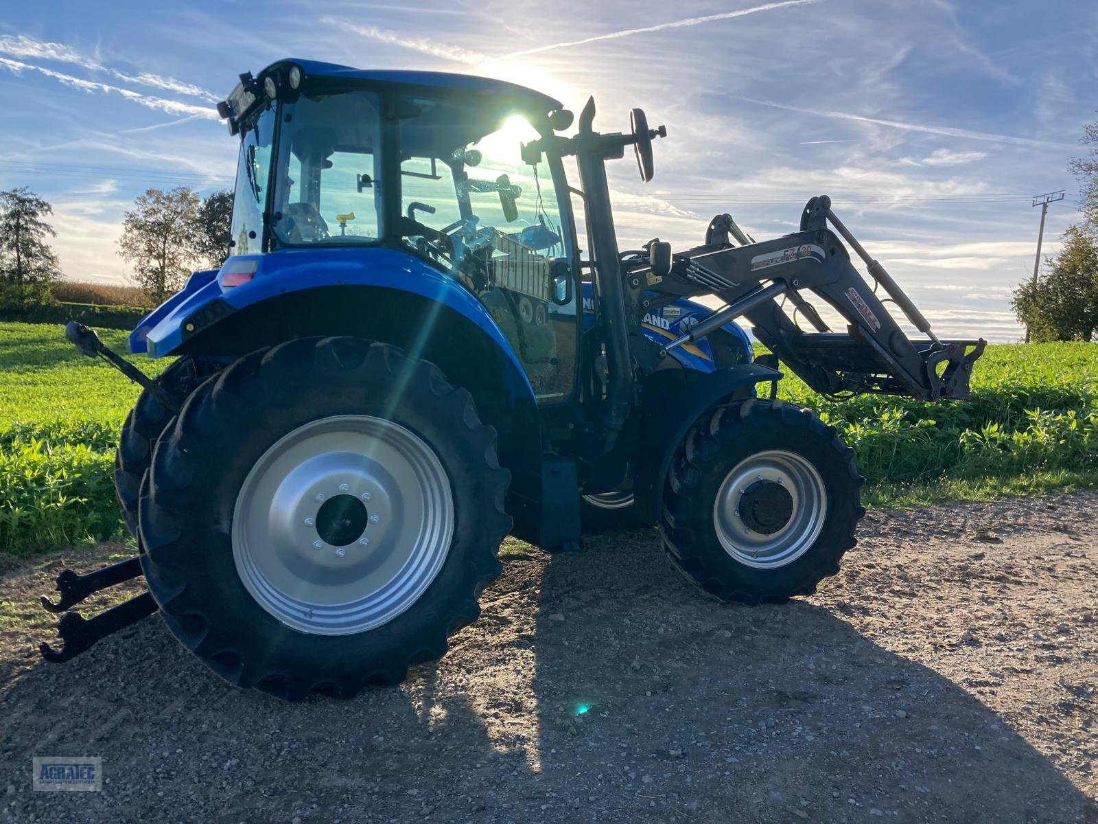 Traktor tipa New Holland T 5.105 ElectroCommand, Gebrauchtmaschine u Salching bei Straubing (Slika 5)