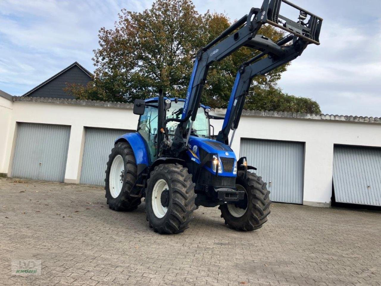 Traktor of the type New Holland T 5.105, Gebrauchtmaschine in Spelle (Picture 1)