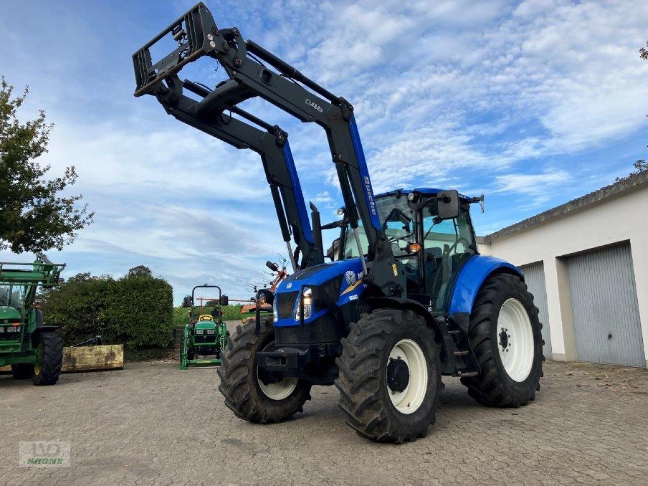 Traktor of the type New Holland T 5.105, Gebrauchtmaschine in Spelle (Picture 2)