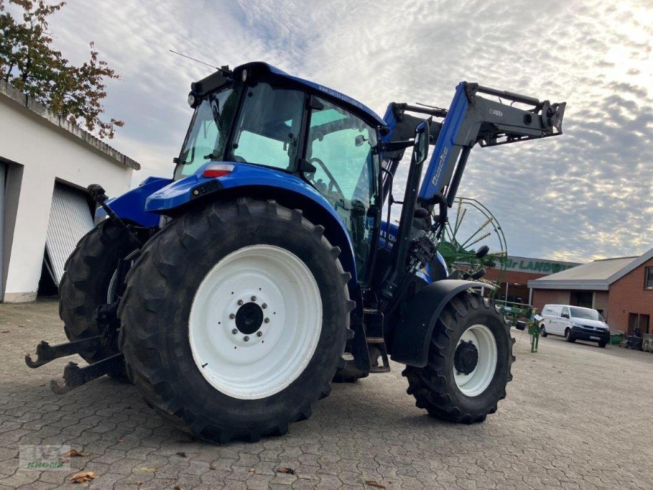 Traktor van het type New Holland T 5.105, Gebrauchtmaschine in Spelle (Foto 11)