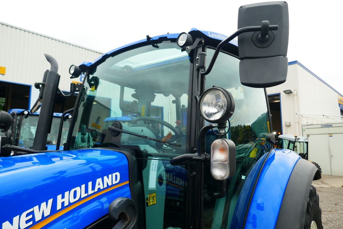 Traktor Türe ait New Holland T 5.105, Neumaschine içinde Villach (resim 5)