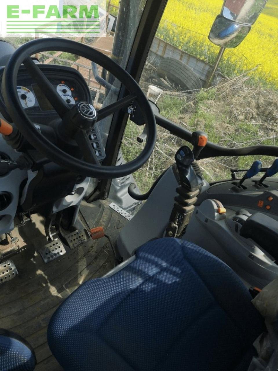 Traktor du type New Holland t 5.110 ec EC, Gebrauchtmaschine en CHAUVONCOURT (Photo 3)