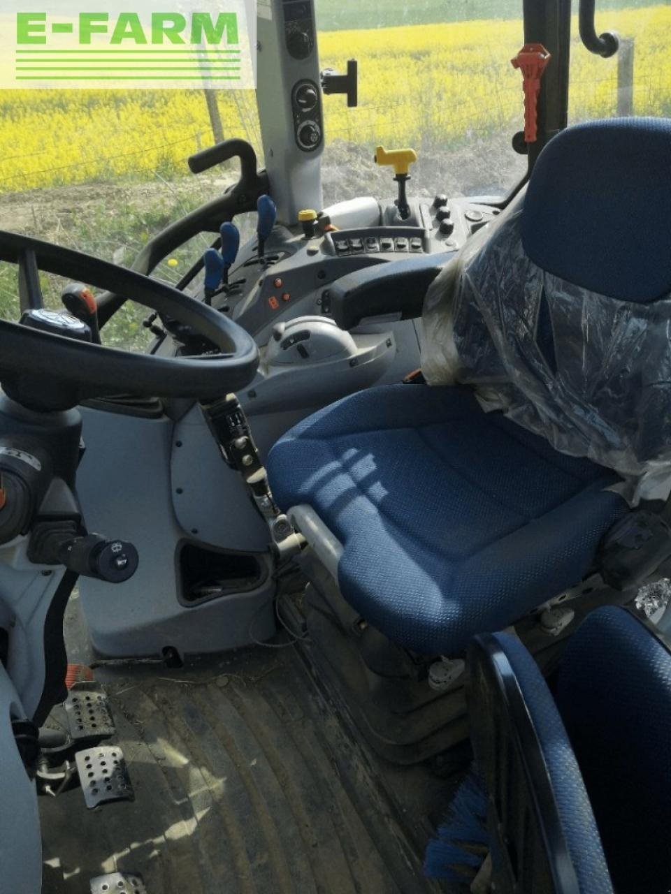 Traktor typu New Holland t 5.110 ec EC, Gebrauchtmaschine w CHAUVONCOURT (Zdjęcie 7)