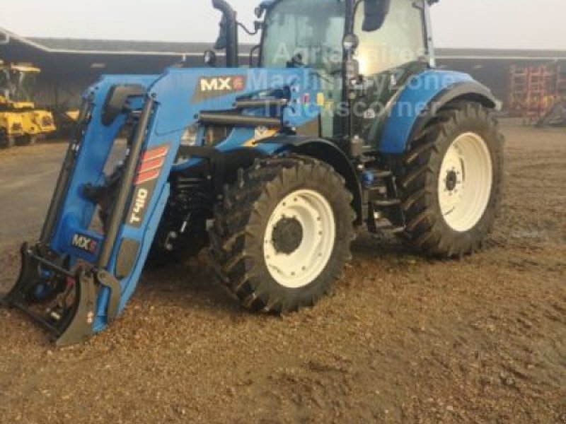 Traktor of the type New Holland T 5.120 EC, Gebrauchtmaschine in FRESNAY LE COMTE (Picture 1)