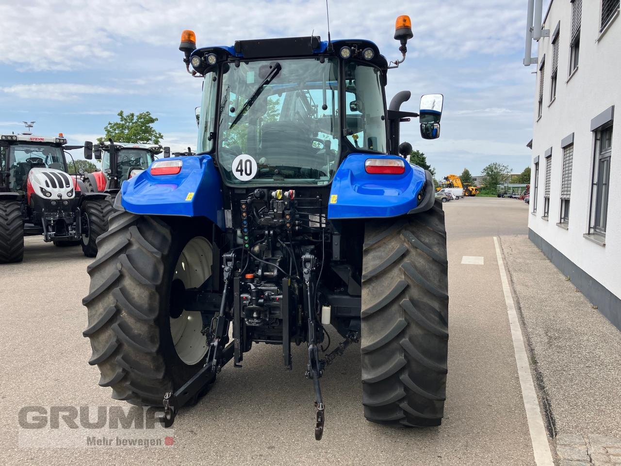 Traktor типа New Holland T 5.120 EC, Gebrauchtmaschine в Friedberg-Derching (Фотография 3)